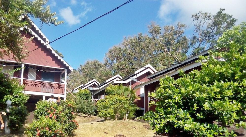 Marina Bay Resort & Restaurant Kampung Genting Exterior photo